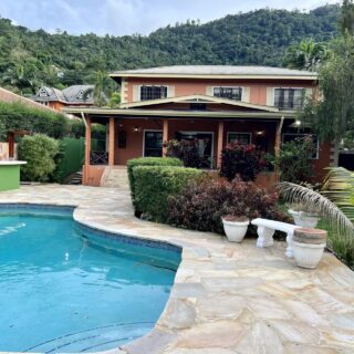 4 BEDROOM, 3 BATHROOM HOUSE LOCATED IN MOKA HEIGHTS- MARAVAL FOR SALE OR RENT