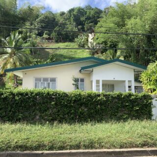 House and land for SALE in La Burnum Avenue East, Petit Valley