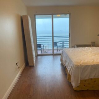 2 bedroom Bayside Apartment.  8th Floor