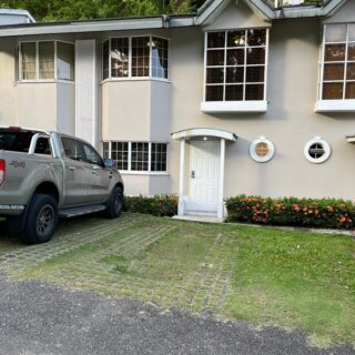 MEADOWS TOWNHOUSE MARAVAL