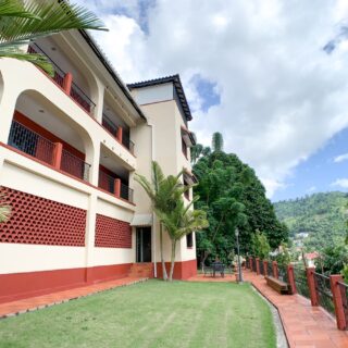 2 Bedroom Apartment on Breezy Hill, Cascade for Rent