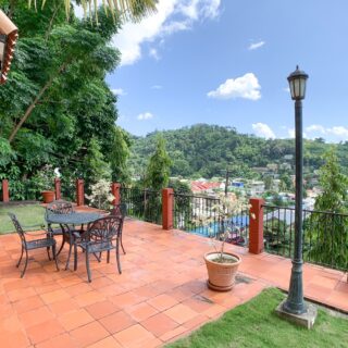 3 Bedroom Apartment on Breezy Hill, Cascade for Rent