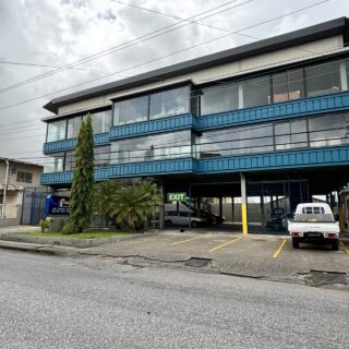 Commercial Building for Rent in Marabella