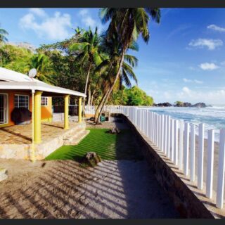 4 Bedroom Beachfront Property in Sans Sousi For Sale $1,400,000