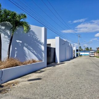 🌟 Warehouse and Office Space in Prime Location – Streatham Lodge Road, Tunapuna! 🏢