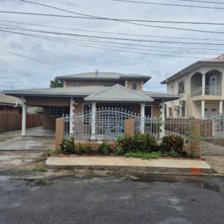 🔷For Rent: Penco Gardens Longdenville House