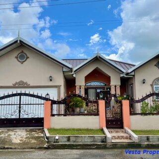 3 Bedroom House – Freeport