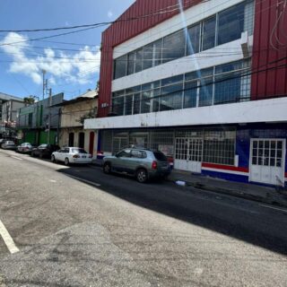 Three-story building for sale in POS