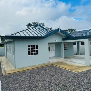 Dabadie, Redhill Brand New 3 Bedroom 2 Bath