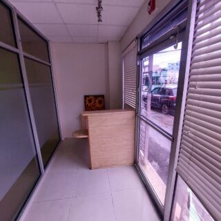 Commercial space for rent in a great location. Tragarete road. Opposite MASSY MOTORS