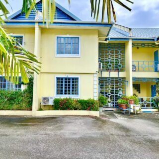 Hibiscus Villas Spacious Townhouse in Petit Valley