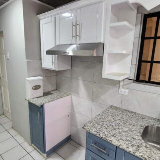 Unfurnished 2 Bed, 1 Bath Apartment