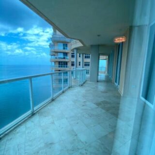 The Renaissance executive ocean front apartment For Sale