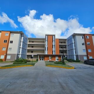 North Hills Residential Club. Ground Floor, Corner Unit SF – $8,500.00