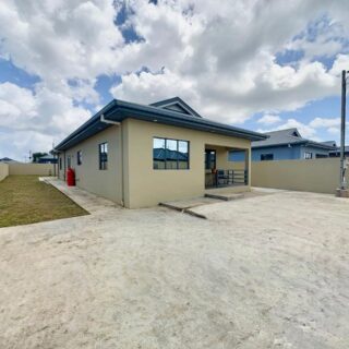 FOR SALE  MOVE IN READY HOUSE, SARA GARDENS, CHAGUANAS