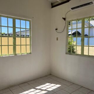 Unfurnished 1 Bedroom in Goodwood Gardens for Rent