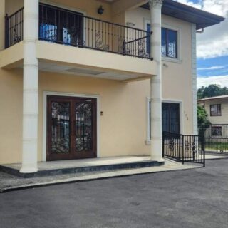 Entrepreneur’s Paradise Awaits!  – COMMERCIAL AND RESIDENTIAL RENTAL – CLAXTON BAY – RENTAL PRICE NEGOTIABLE