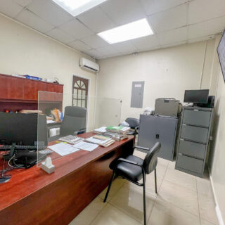 Arima Commercial Rental Unit – Prime Location