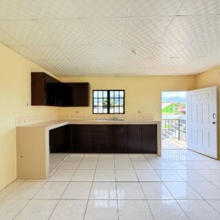 🏠 2 Bedroom Apartment FOR RENT🏠  Location: 100 Ian Street,  Cleaver Woods 📍  Rental Price: *TTD $3,500/mth* 🏷️