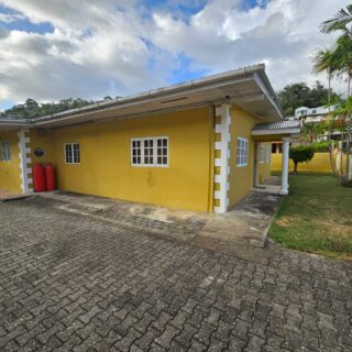 2 Bedroom SF Apt, Battersea Drive, Santa Cruz – $4,000.00