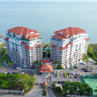 Bayside Towers – 10th Floor Fixer!