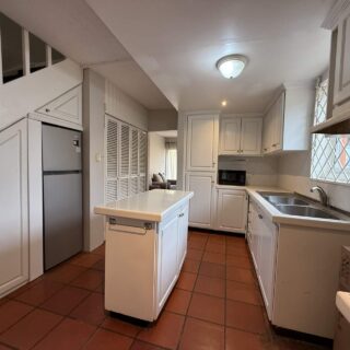 Gated Compound : Pet Friendly Palmiste Townhouse: Fully Furnished 3 Bedrooms/3 Bathrooms