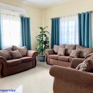 Spacious 2 Bedroom Apartment – Savannah Drive, Tacarigua