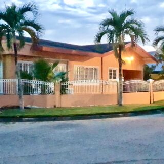 Nina Drive, Westmoorings