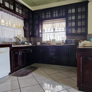 Modern 3-Bedroom Townhouse for Rent – Edinburgh 500, Chaguanas