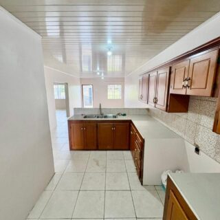 UNFURNISHED 3 BED APT, CUNUPIA