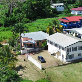 House For Sale In Los Iros