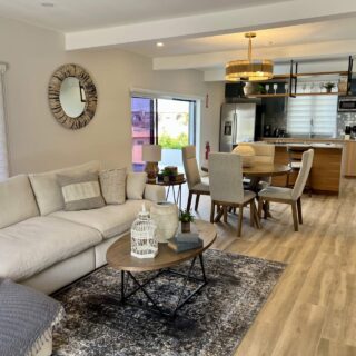 MODERN 2 BEDROOM, 2 BATHROOM FULLY FURNISHED APARTMENT LOCATED IN EARLY GLENCOE