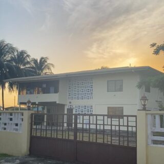 2 Storey House For Sale in Tacarigua!